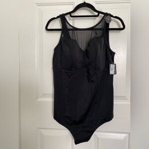 NWT Torrid Wire-free Lightly Lined Full Coverage Black Mesh Panel Bodysuit 1X